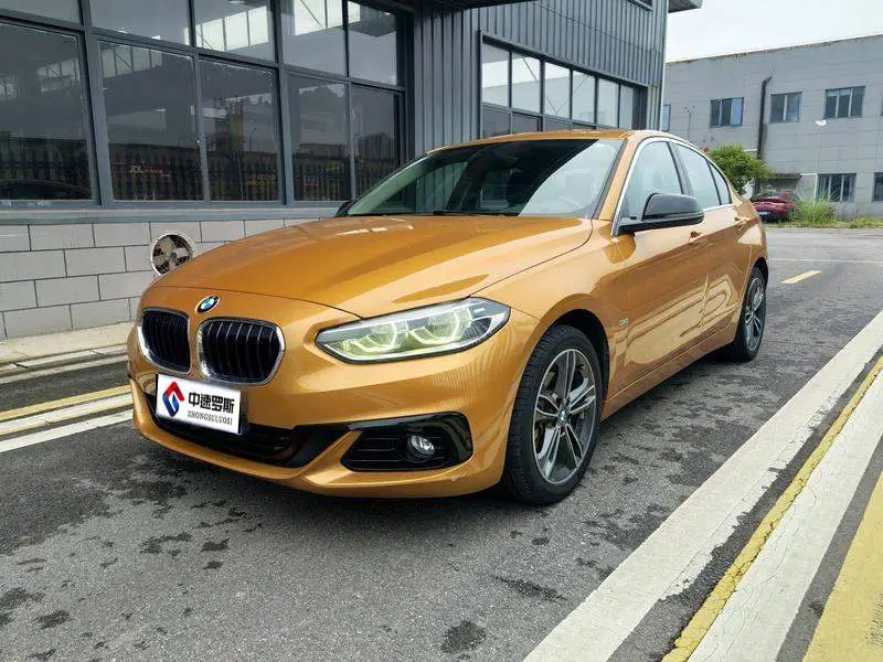BMW 1 Серия 2018 118i Sports