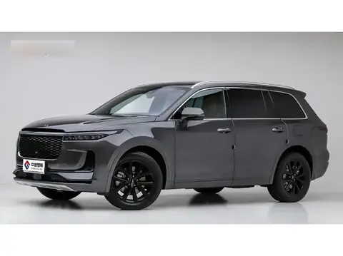 Ideal ONE 2021 Extended Range 6-seater Edition