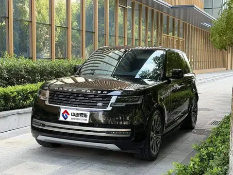 Range Rover 2023 3.0 L6 360PS Grand Edition
