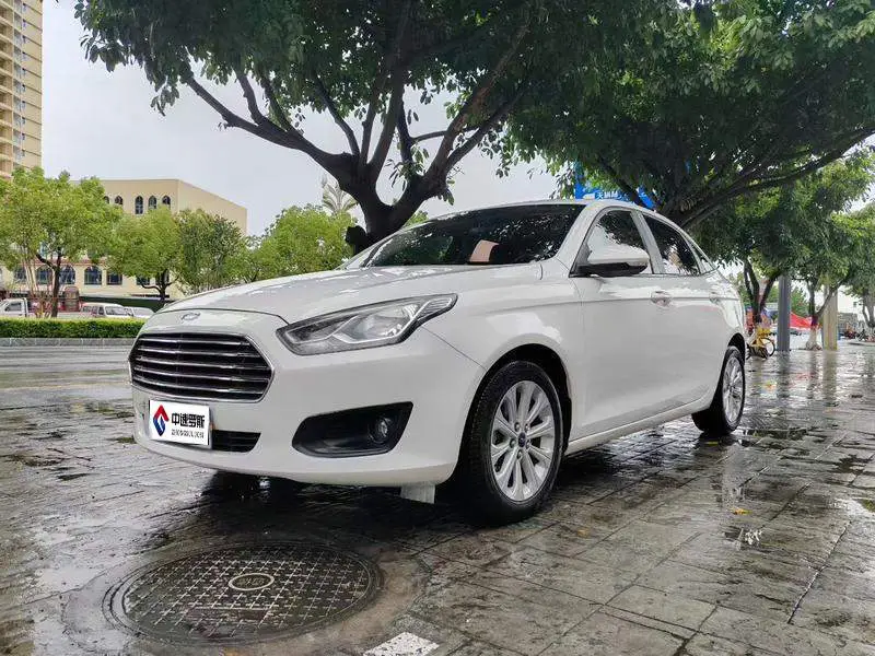 Furis 2017 1.5L Manual Comfort