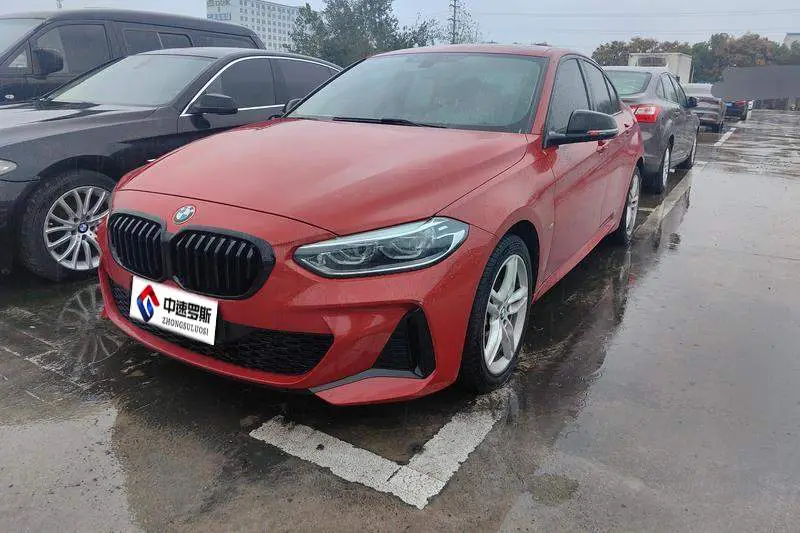 BMW 1 Series 2021 120i M Sport Night Edition