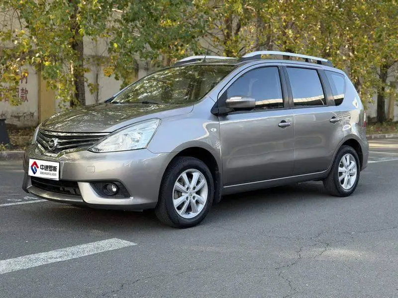 Livina 2013 1.6XE Manual Comfort Edition