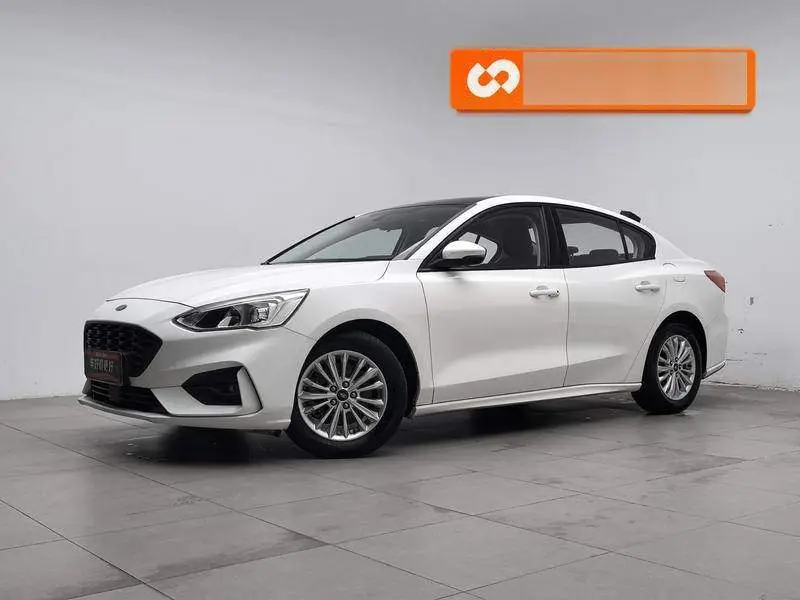 Fox 2020 Sedan EcoBoost 180 Automatic Front
