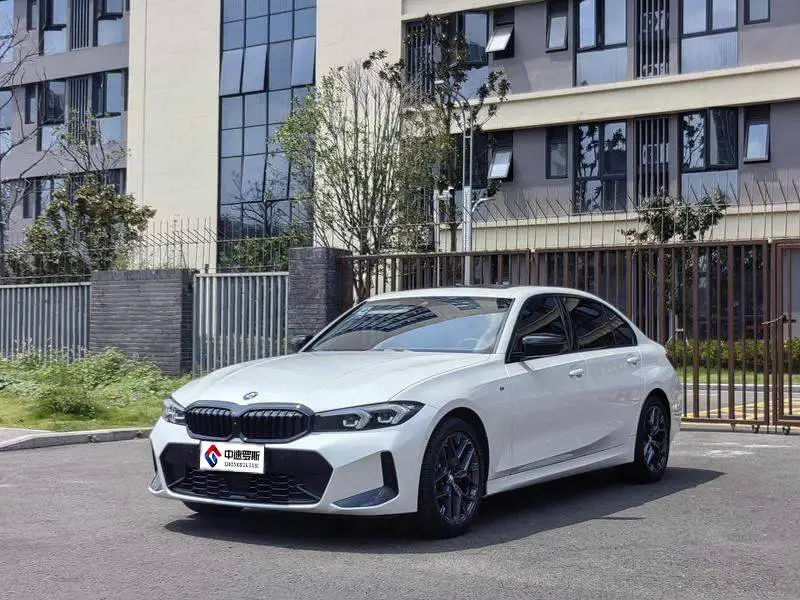 BMW 3 Серия 2025 330Li M Sport Night Edition