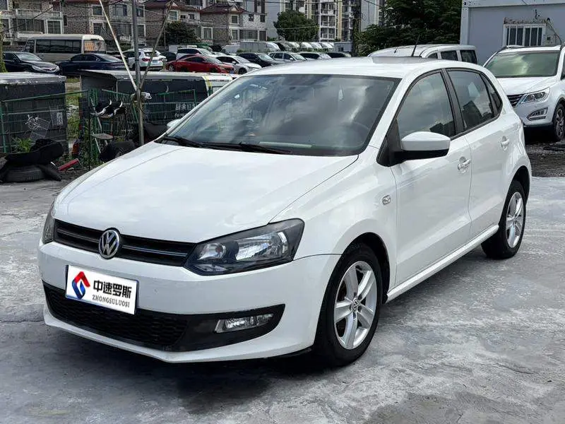 Polo 2013 1.6L Automatic Comfort Edition