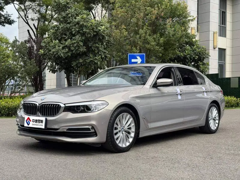 BMW 5 Series 2020 525Li Luxury Package