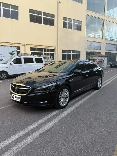 LaCrosse 2016 28T Luxury Model
