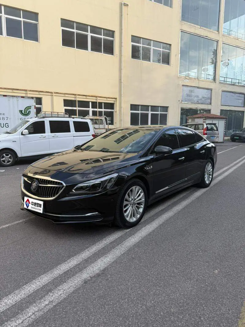 LaCrosse 2016 28T Luxury Model