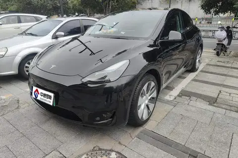 الطراز Y 2022 rear-wheel drive version