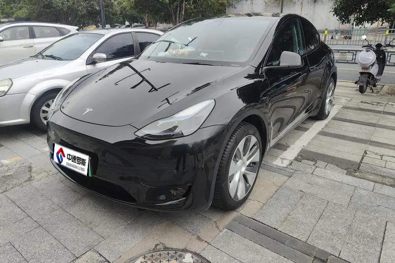 Model Y 2022 rear-wheel drive version