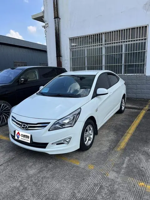 Rena 2016 1.4L Automatic Intelligent GLS