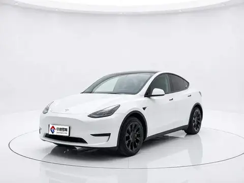 الطراز Y 2022 facelifted rear-wheel drive version