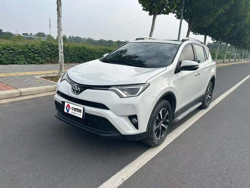 RAV4 Rongfang 2018 2.0L CVT 2WD Fashion X Edition
