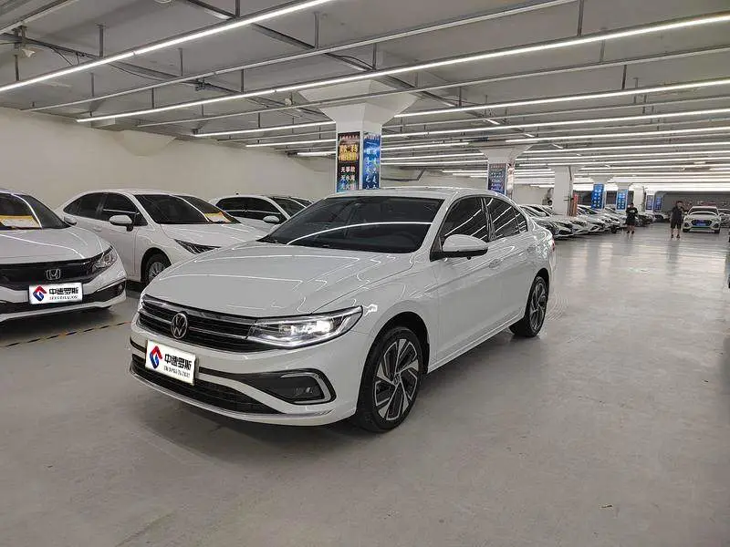 Bora 2023 200TSI DSG Free Edition
