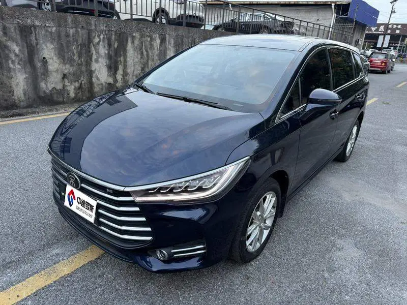Song MAX 2019 1.5T Manual Intelligent Link Ruiyi Sunroof 7 Seats National VI