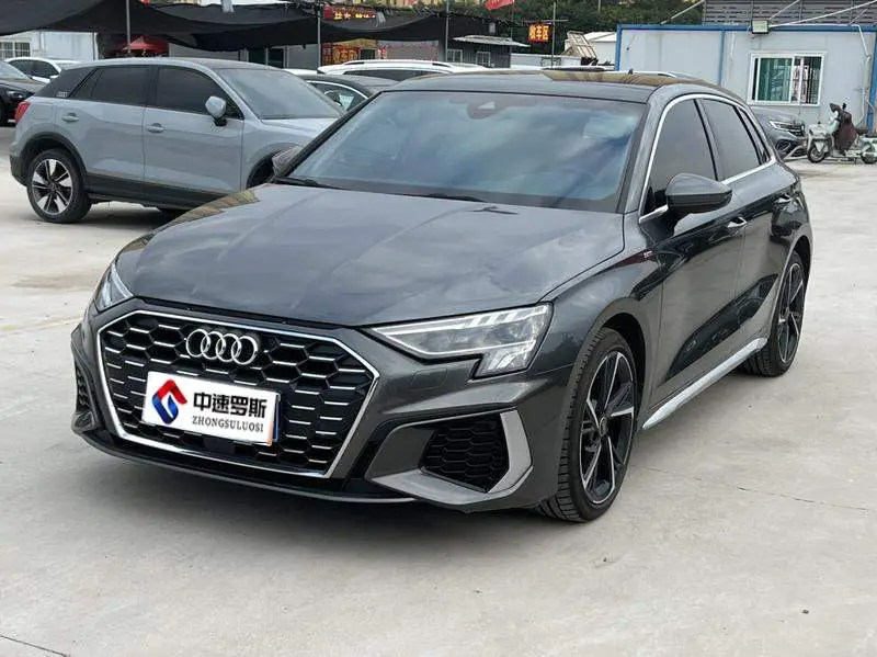 Audi A3 2023 Sportback 35 TFSI facelift: stylish and sporty