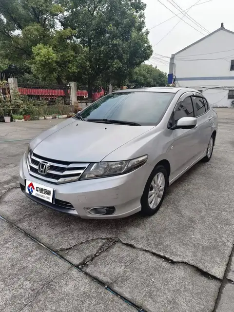 Classic 2012 1.5L Manual Comfort Edition