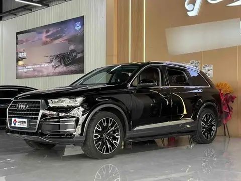 Audi Q7 2018 45 TFSI Technology Edition