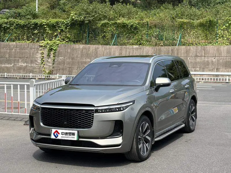 Ideal ONE 2021 Extended Range 6-seater Edition