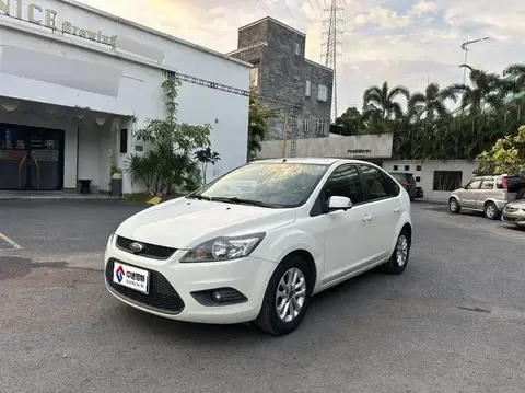 Fox 2013 Hatchback Classic 1.8L Automatic Basic الطراز