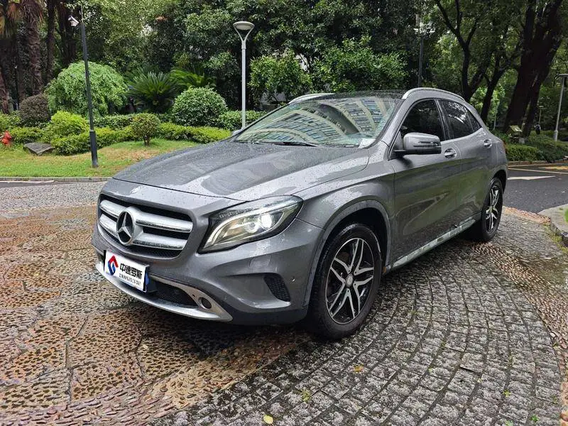 Mercedes-Benz GLA 2015 GLA 220 4MATIC Fashion Edition