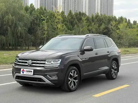 Touron 2017 380TSI 4WD Luxury Edition