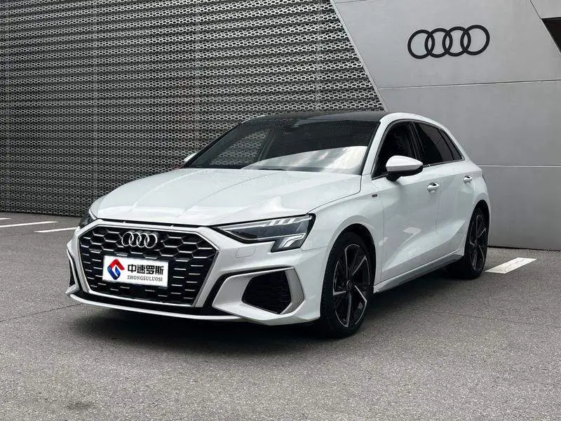 Audi A3 2024 Sportback 35 TFSI Stylish and sporty