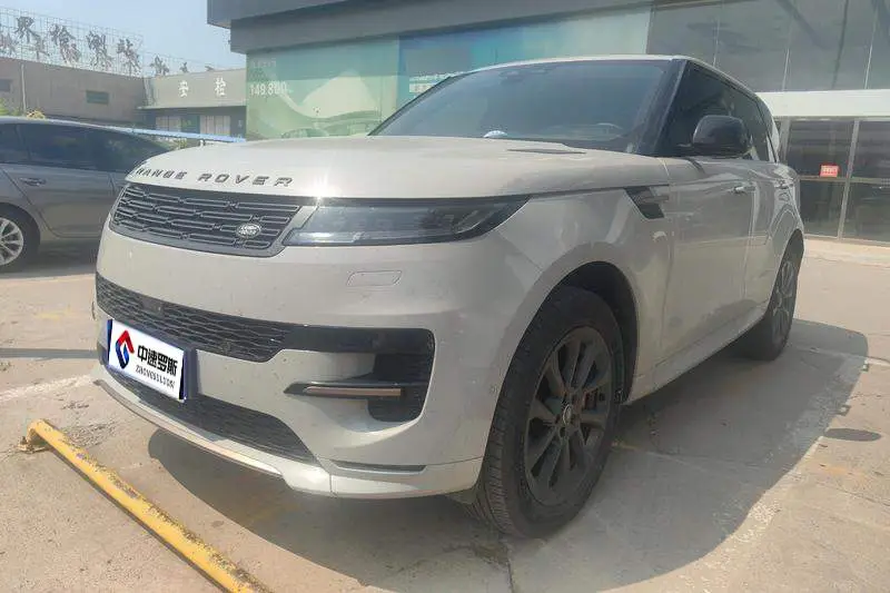 Range Rover Sport 2024 400PS Dynamic SE