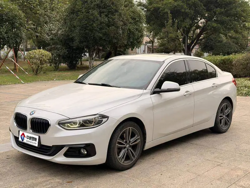 BMW 1 ซีรีส์ 2018 118i Sports