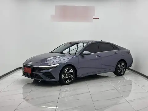 Elantra 2023 1.5L CVT LUX Premium Edition