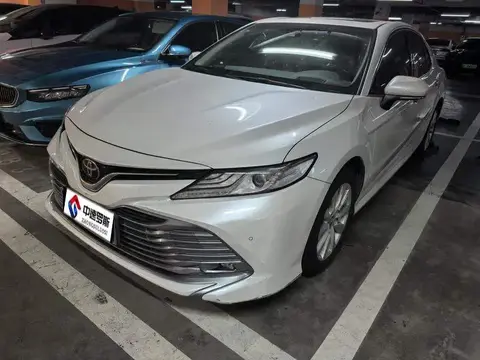Camry 2019 2.0G Luxury Edition