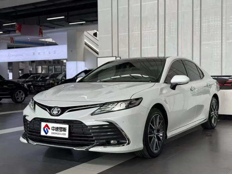 Camry 2023 2.5G Deluxe Edition
