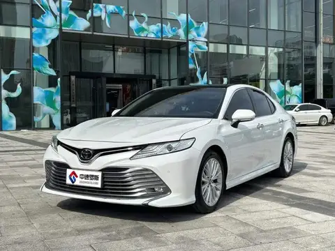 Camry 2019 2.5G Luxury Edition