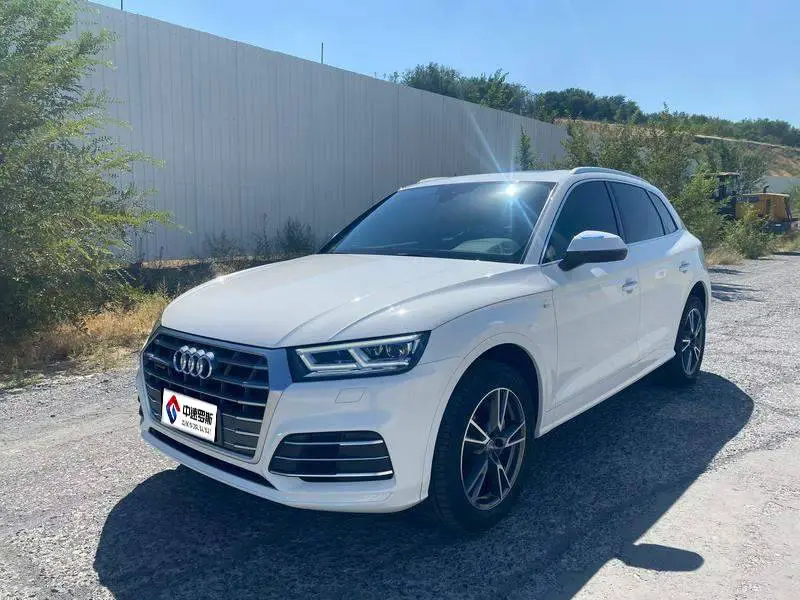 Audi Q5L 2018 45 TFSI Exclusive Fashion National VI