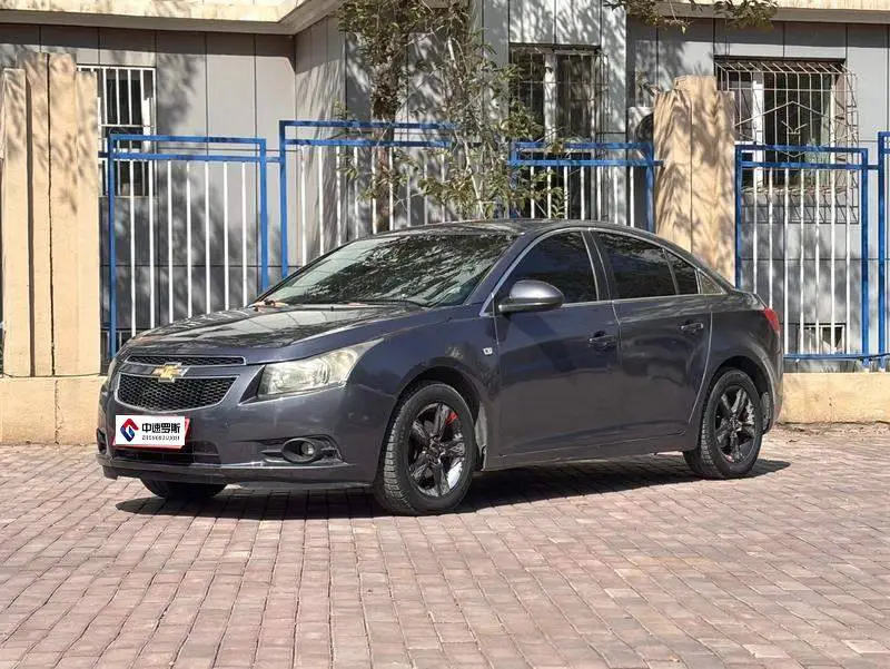 Cruze 2013 1.6L SL Tiandi Edition MT