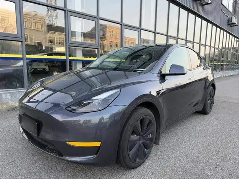الطراز Y 2022 facelifted rear-wheel drive version