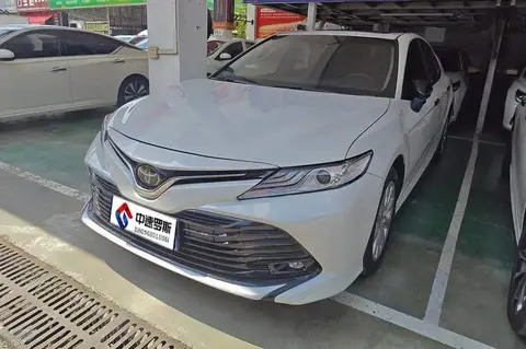 Camry 2019 2.0G Luxury Edition