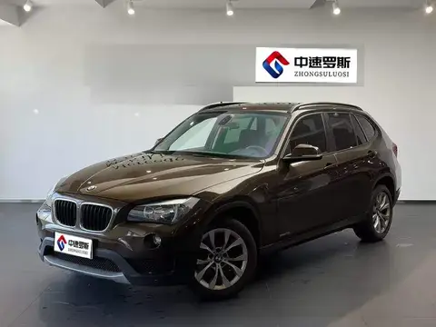 BMW X1 2013 sنظام الدفع18i Fashion