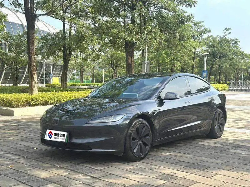 Model 3 2023 rear-wheel drive version