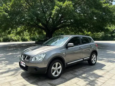 Qashqai 2015 2.0XV Coolray CVT 2WD