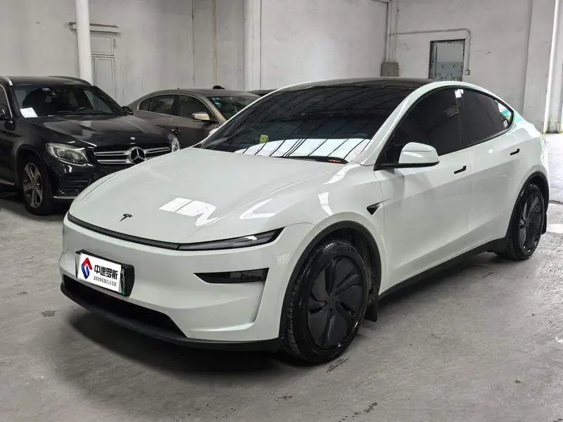Model Y 2026 Long Range All-Wheel Drive Version
