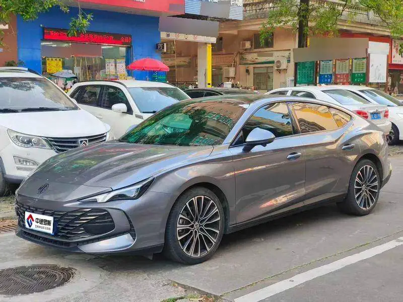 MG7 2023 1.5T DCT Elegant Edition