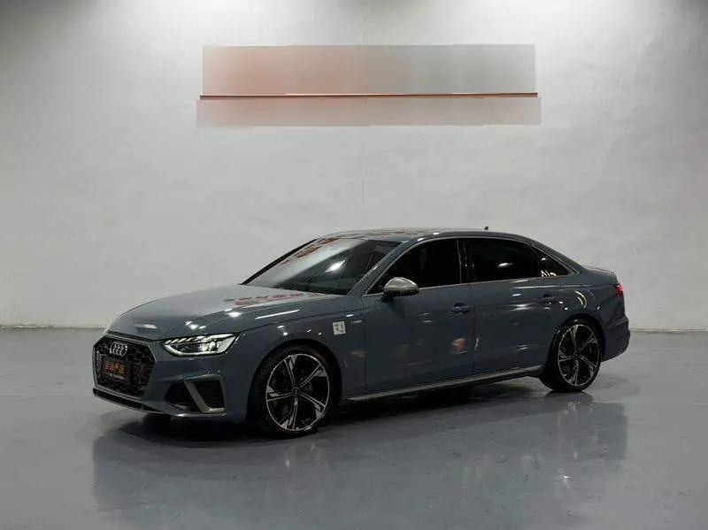 Audi A4L 2022 40 TFSI quattro RS package speed model