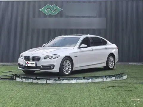BMW 5 Серия 2017 525Li Luxury Design Package