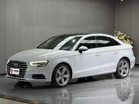 Audi A3 2020 Limousine 35 TFSI Fashion Edition National V