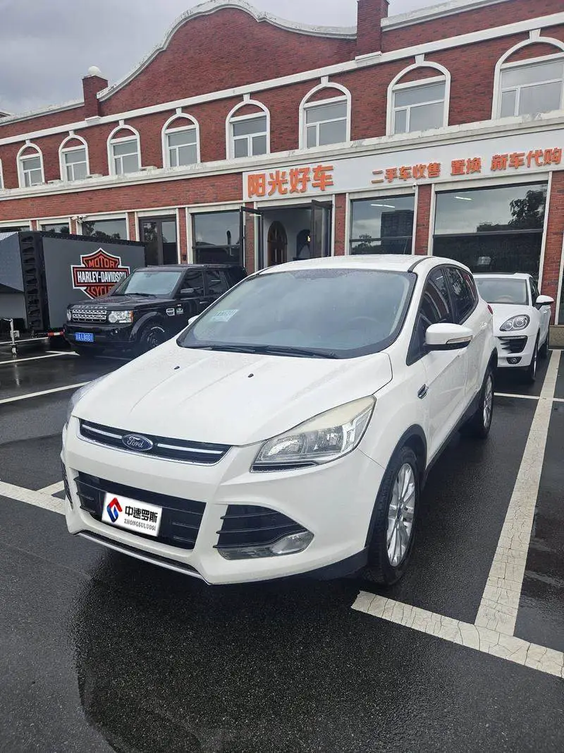 Wing Tiger 2013 1.6L GTDi 2WD Comfort Edition