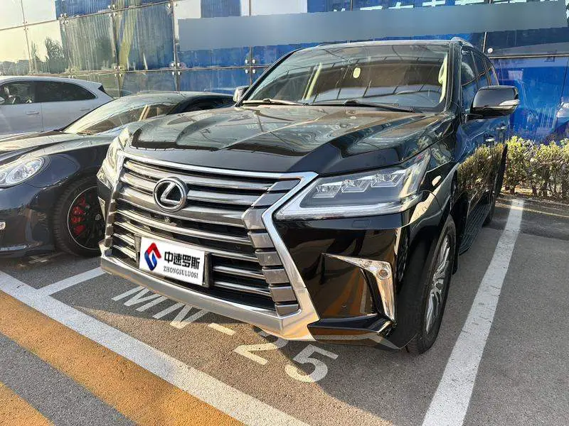 Lexus LX 2017 570 Dynamic Luxury Edition