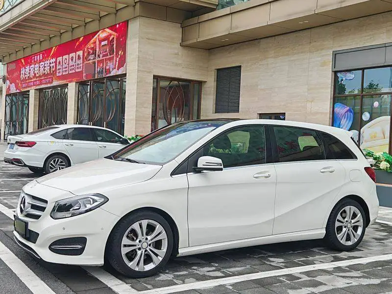 Mercedes-Benz B-Class 2015 B 200 Dynamic