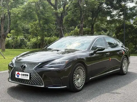 Lexus LS 2021 500h Luxury Edition