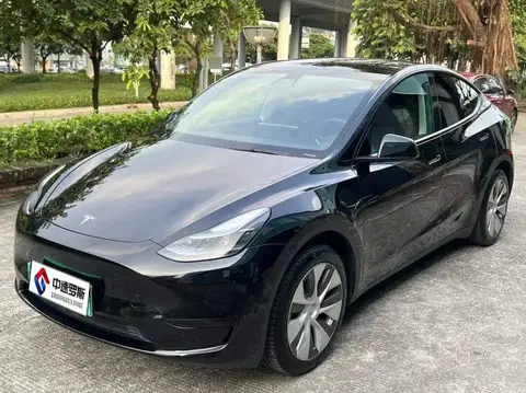 الطراز Y 2022 rear-wheel drive version